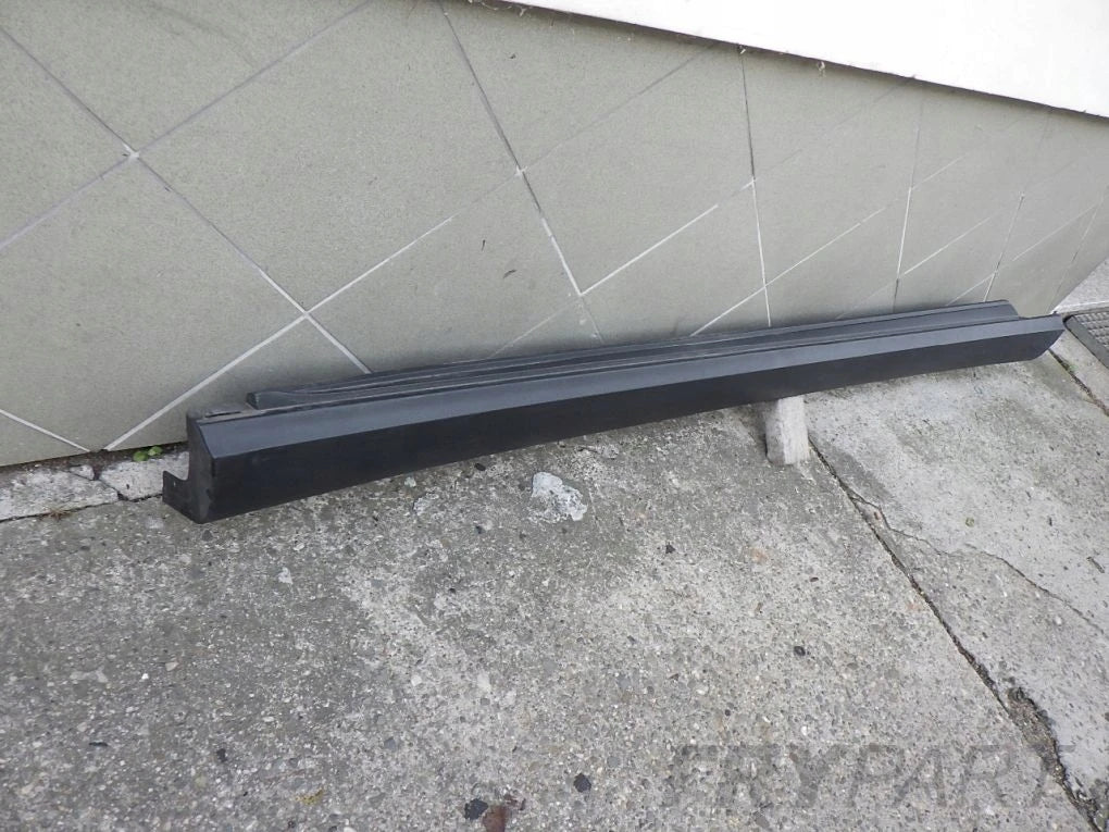 MERCEDES GLE 167 W167 19- Right Door Sill Trim Strip