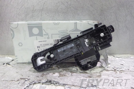 MERCEDES C-CLASS W204 DOOR HANDLE BASE NEW ORG