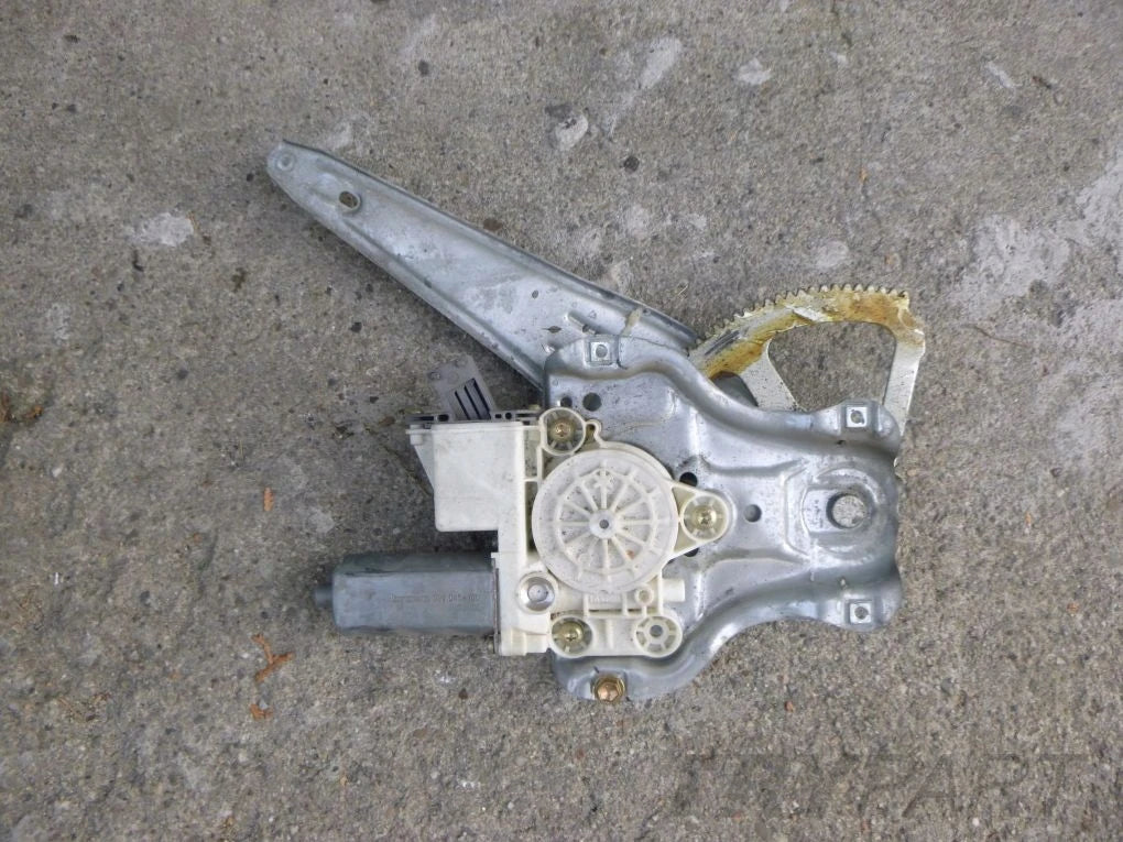 AVENSIS II REAR LEFT WINDOW MECHANISM 69830-05100