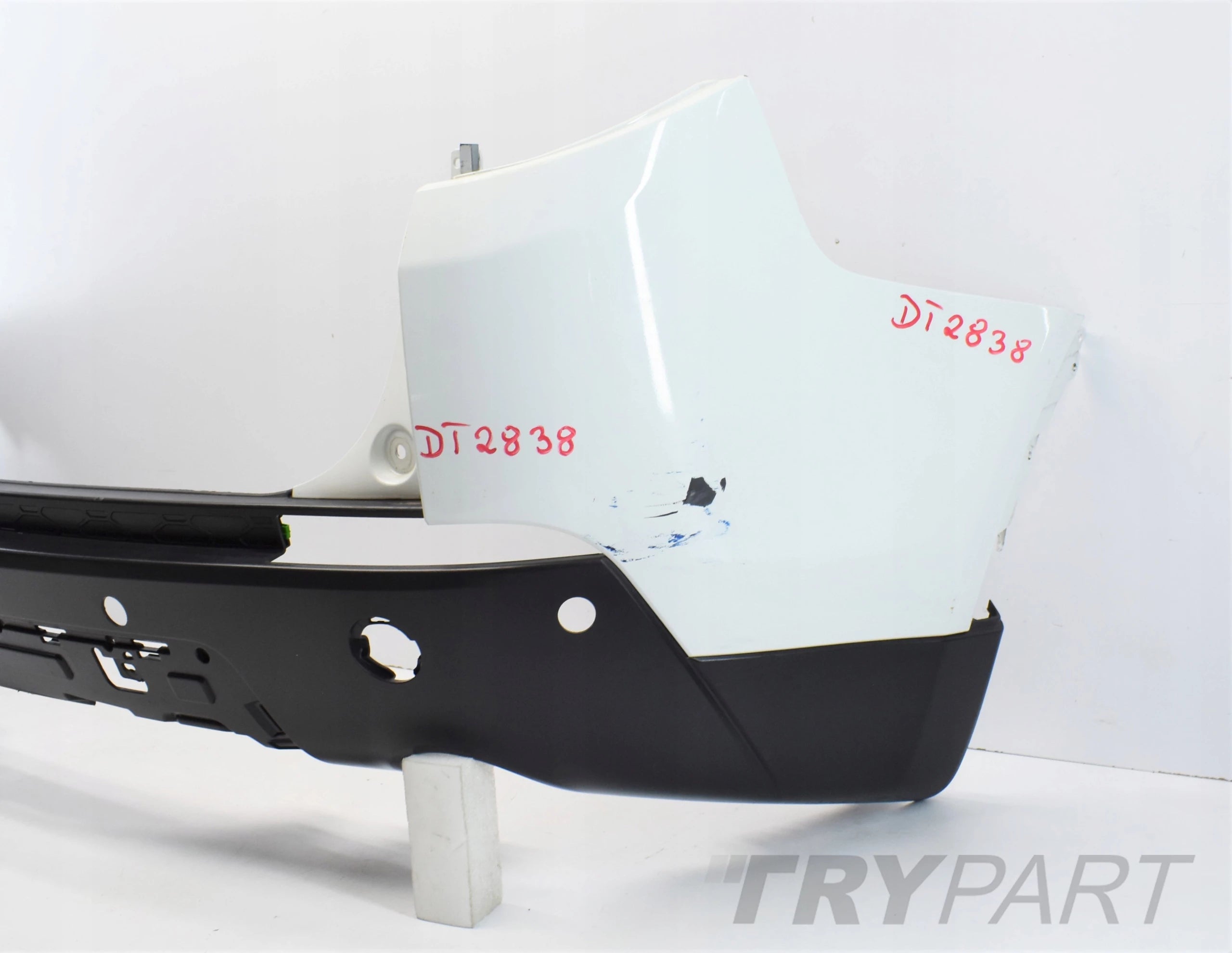 LAND ROVER DISCOVERY SPORT REAR BUMPER 15+