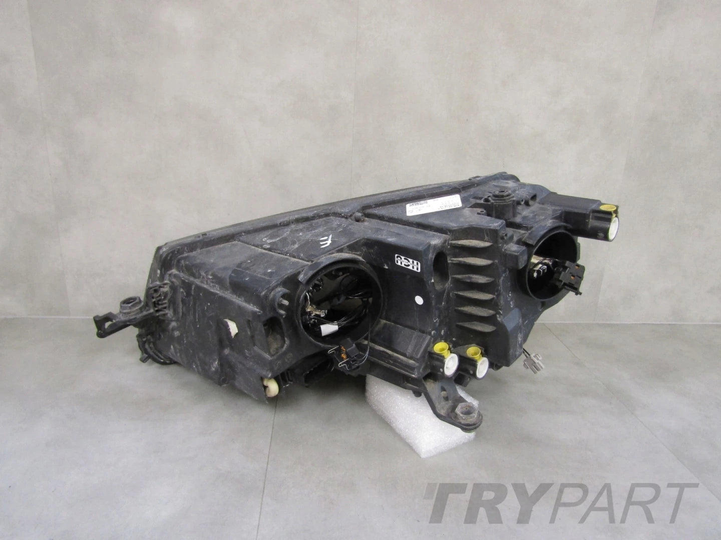 Front Lamp Skoda Karoq STANDARD WITH LED 17-21 RH 57B941016A