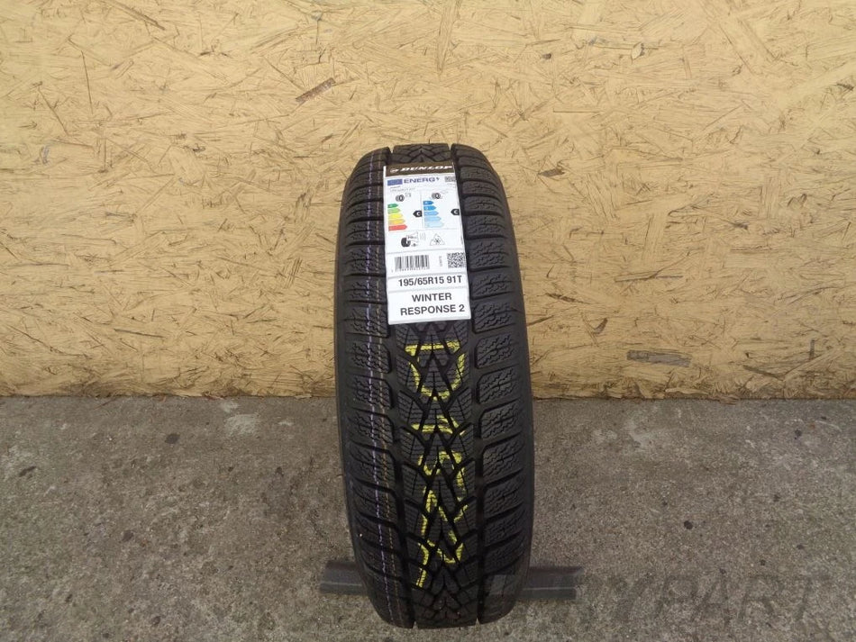 Dunlop SP Winter Response 2 195/65 R15 TIRE