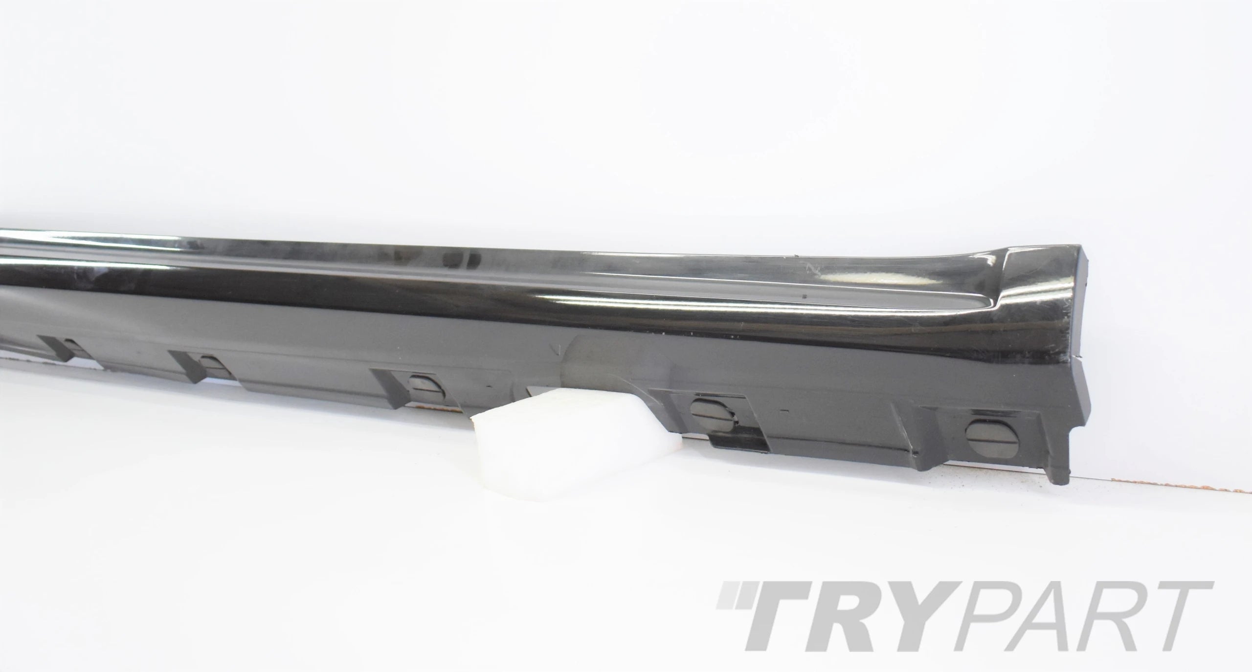 AUDI A5 II 8W8 RIGHT SILL STRIP ORG
