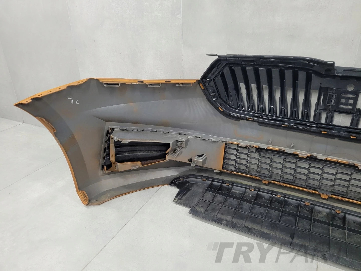 Front Bumper for Skoda Fabia IV 4 6VA 21-