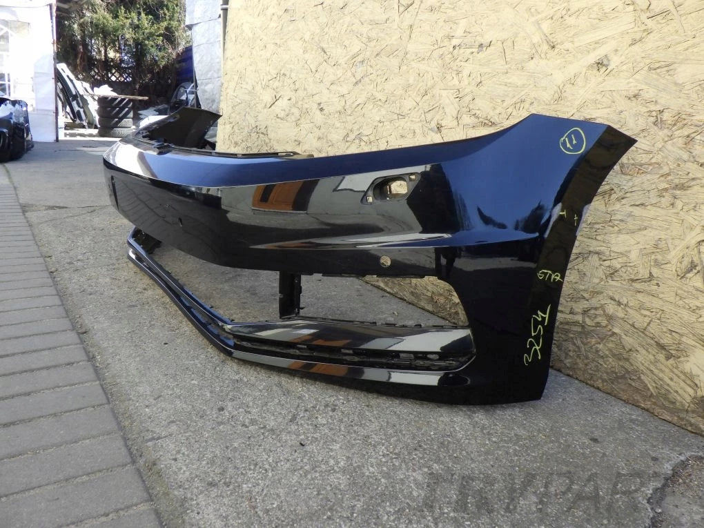 VW TOURAN 5TA 15- Front Bumper