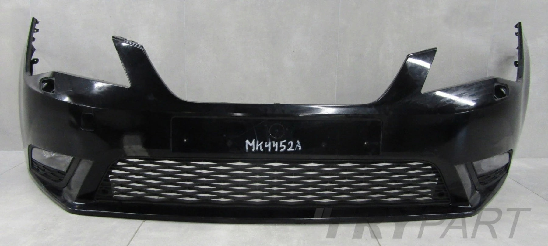 Front bumper Seat Leon 3 III 5F0 12-16 (+ fog lights)