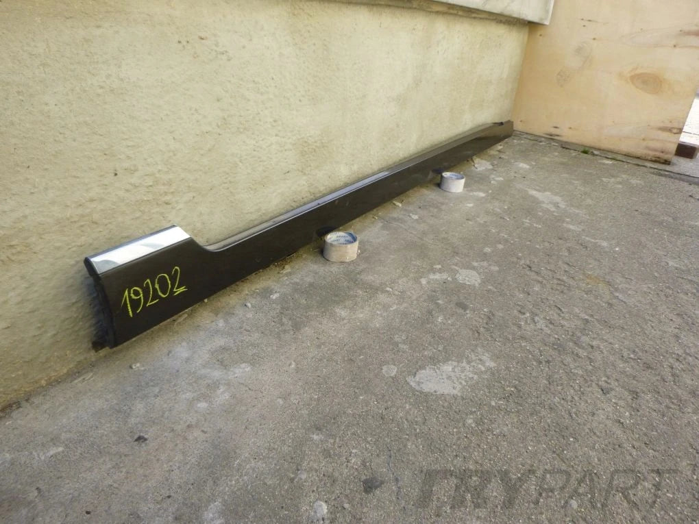 VW PASSAT B8 3G0 Right Door Sill Trim