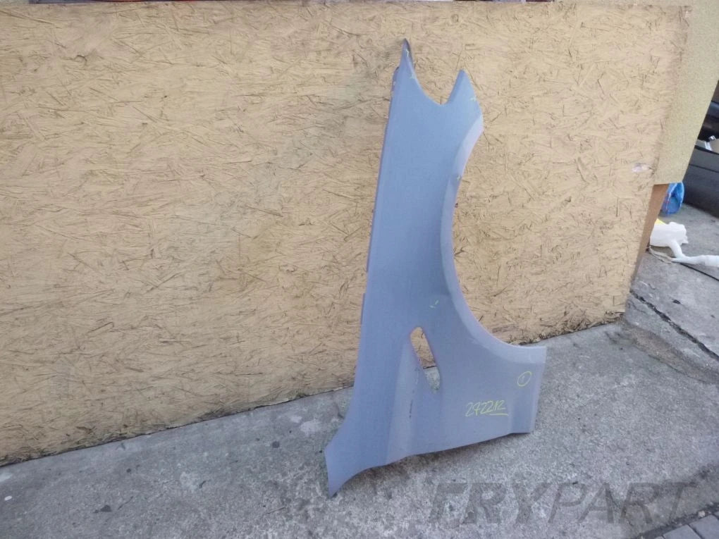 BMW M5 F90 Right Front Fender