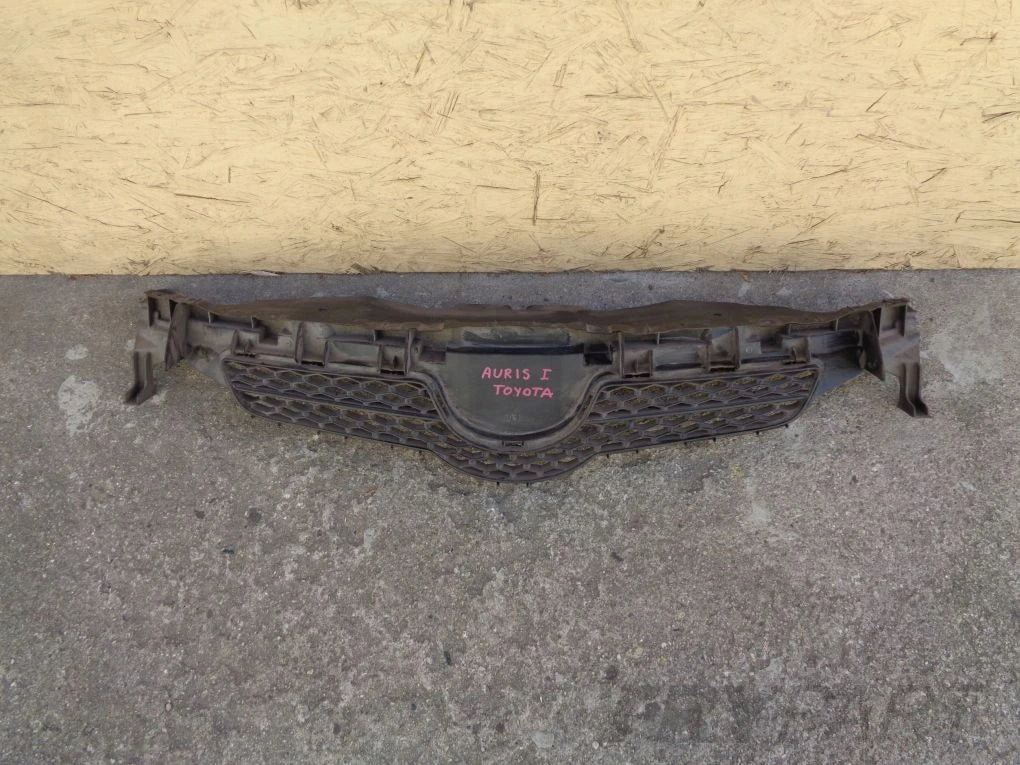 TOYOTA AURIS I 06- Grill Grille