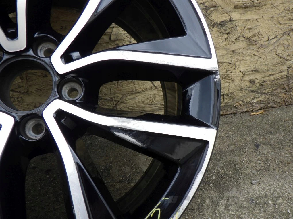 MERCEDES S CLASS 223 8J X 18 ET 37 5X112 Aluminum Rim