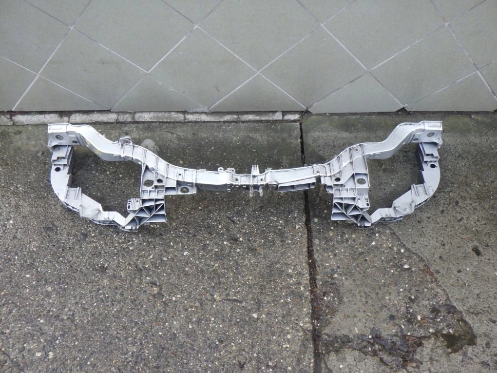FORD FOCUS III MK3 LIFT 2014- Front Bumper Reinforcement