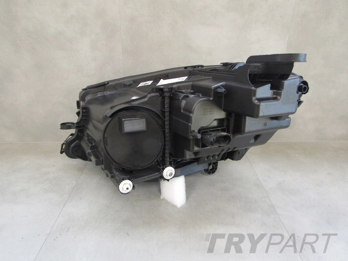 Headlight Mercedes E-Class W213 213 LED LIFT 20- RH RIGHT A2139067609