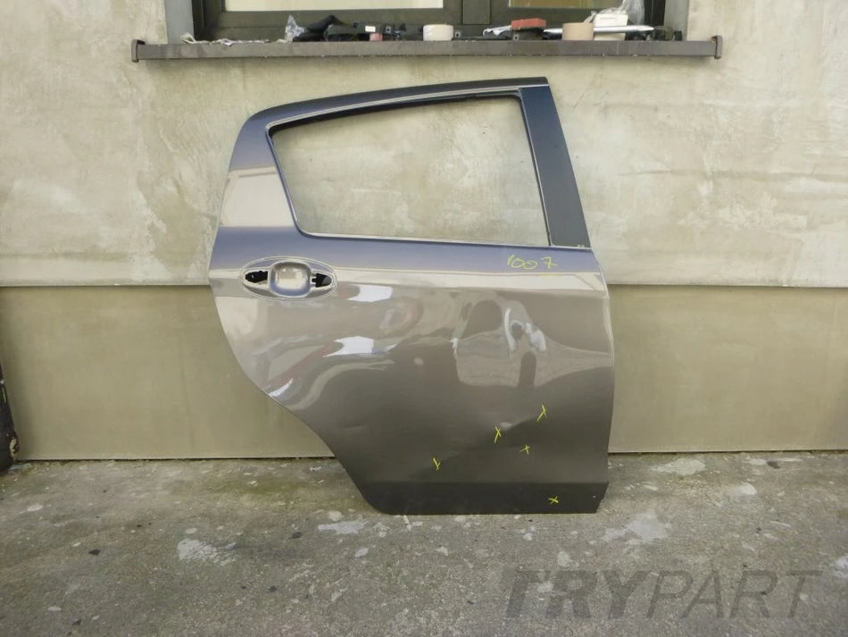 TOYOTA YARIS III 3 11- Right Rear Door