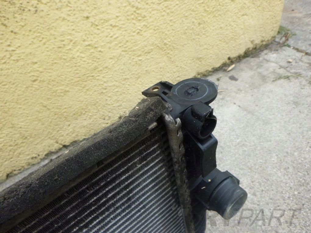 FORD MONDEO MK4 2.0TDCI Water Radiator